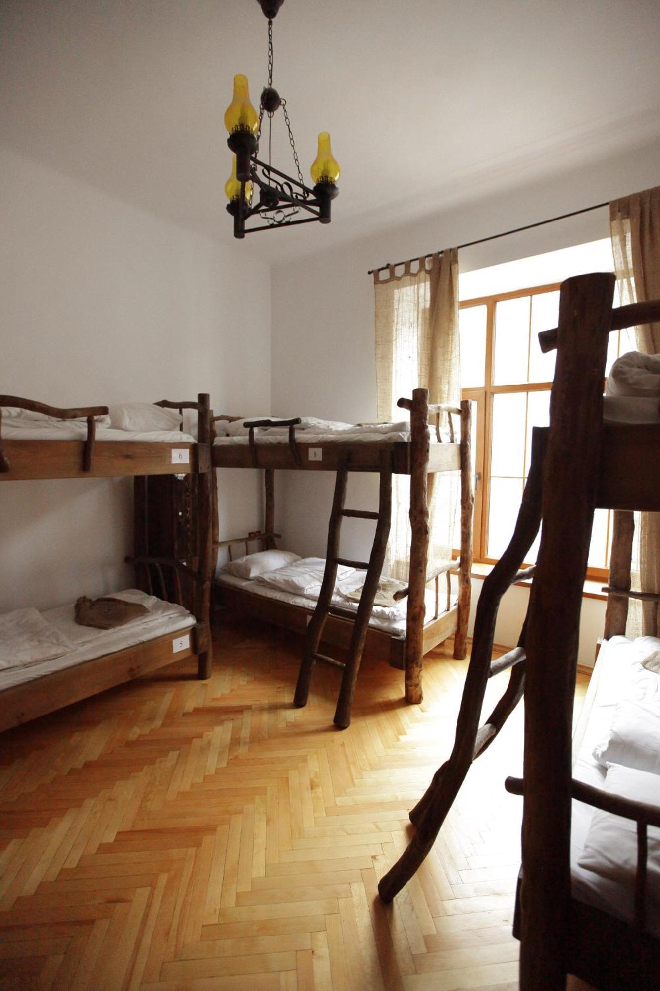 Ghostel - Medieval Hostel Lviv Exterior foto