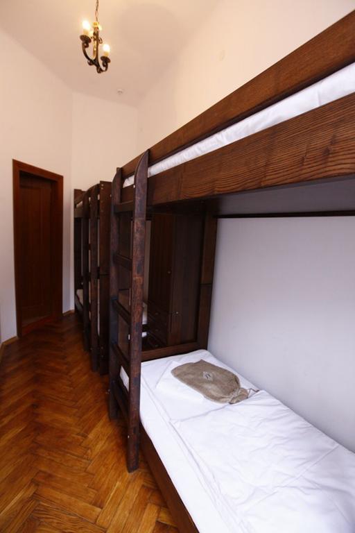 Ghostel - Medieval Hostel Lviv Exterior foto