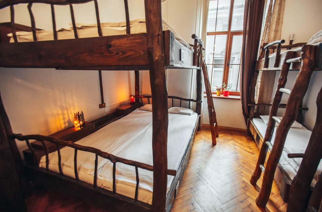 Ghostel - Medieval Hostel Lviv Exterior foto