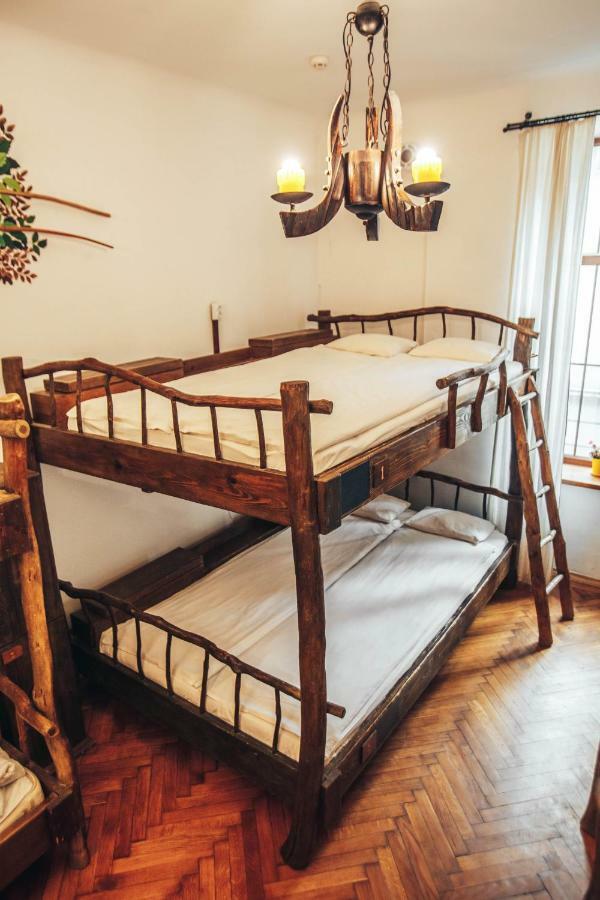 Ghostel - Medieval Hostel Lviv Exterior foto