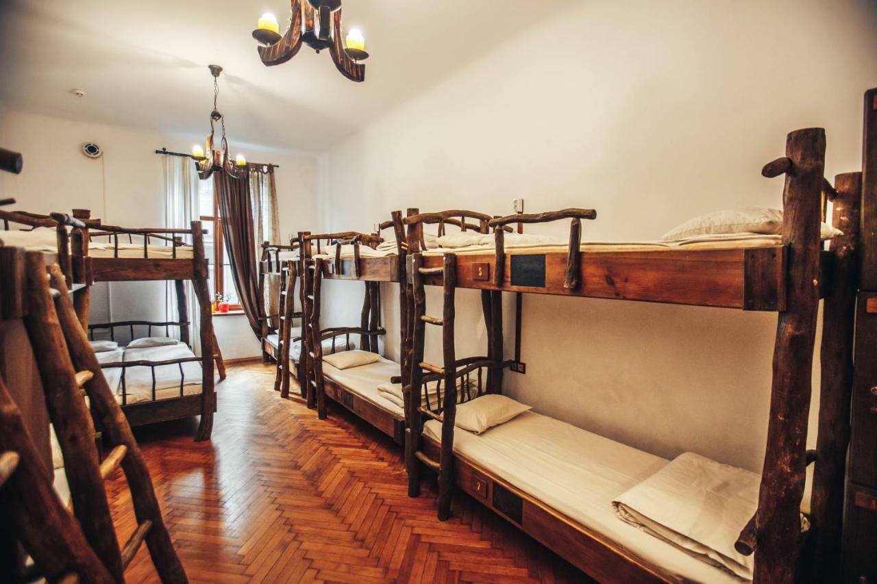 Ghostel - Medieval Hostel Lviv Exterior foto